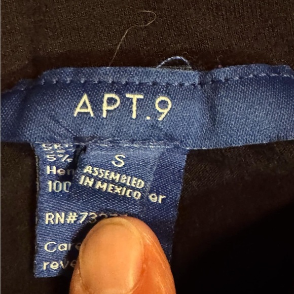 Apt 9 elegant Black Skirt SMALL length 30in waist 11in stretchy - Picture 3 of 3